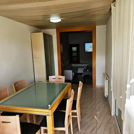 3 Bedroom Luxury In Apartment